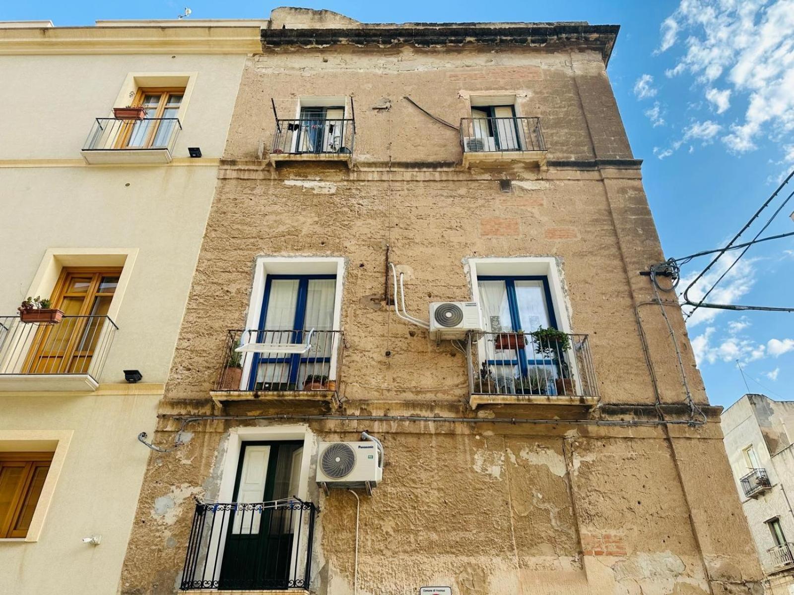 Ferienwohnung Donna Jona Trapani Exterior foto
