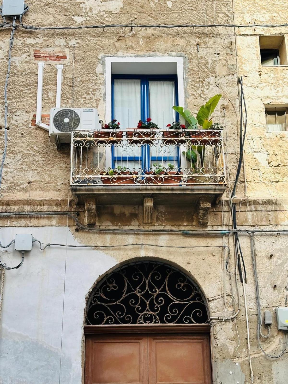 Ferienwohnung Donna Jona Trapani Exterior foto